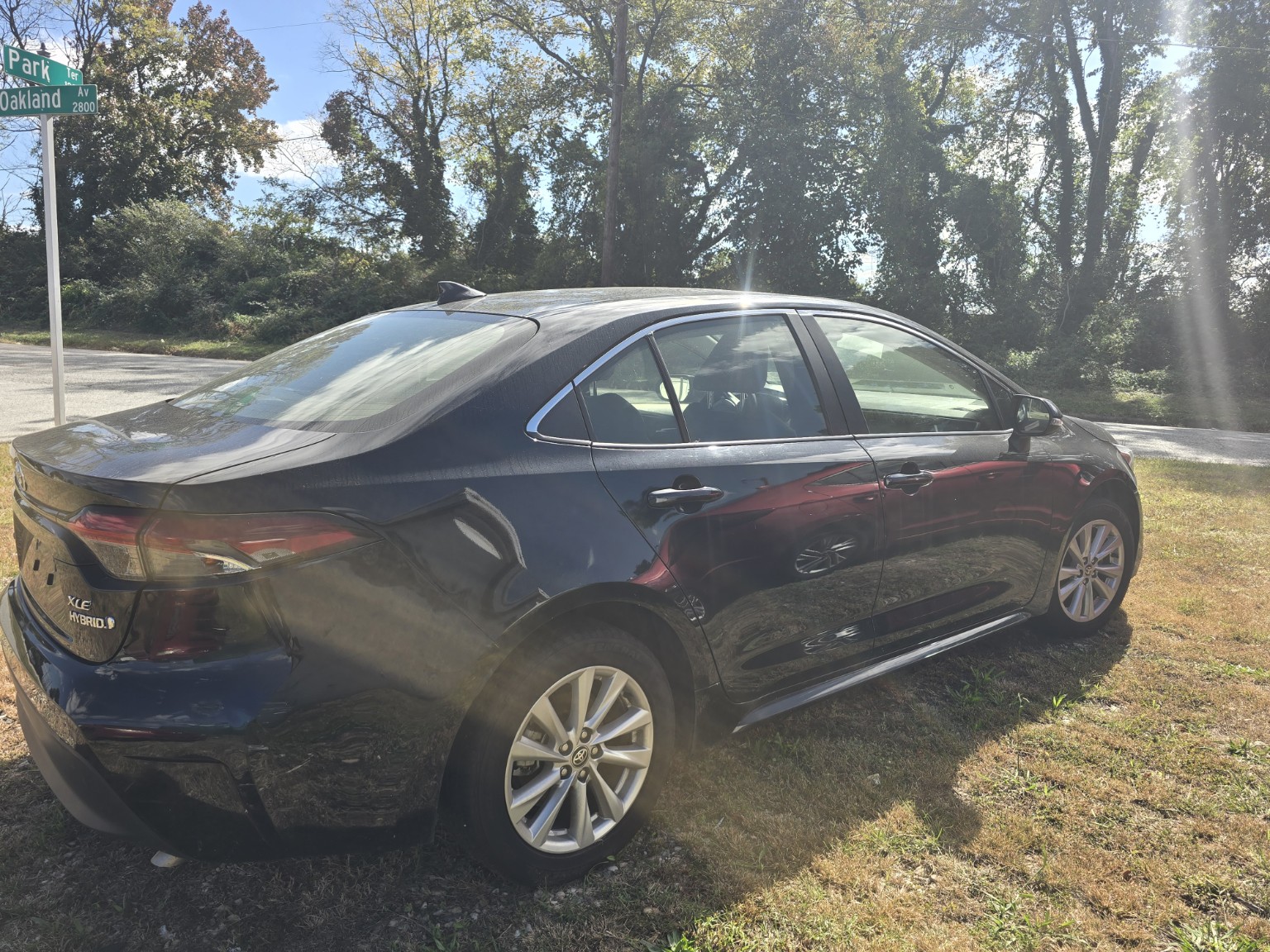 Original Corolla Hybrid vehicle photo 5