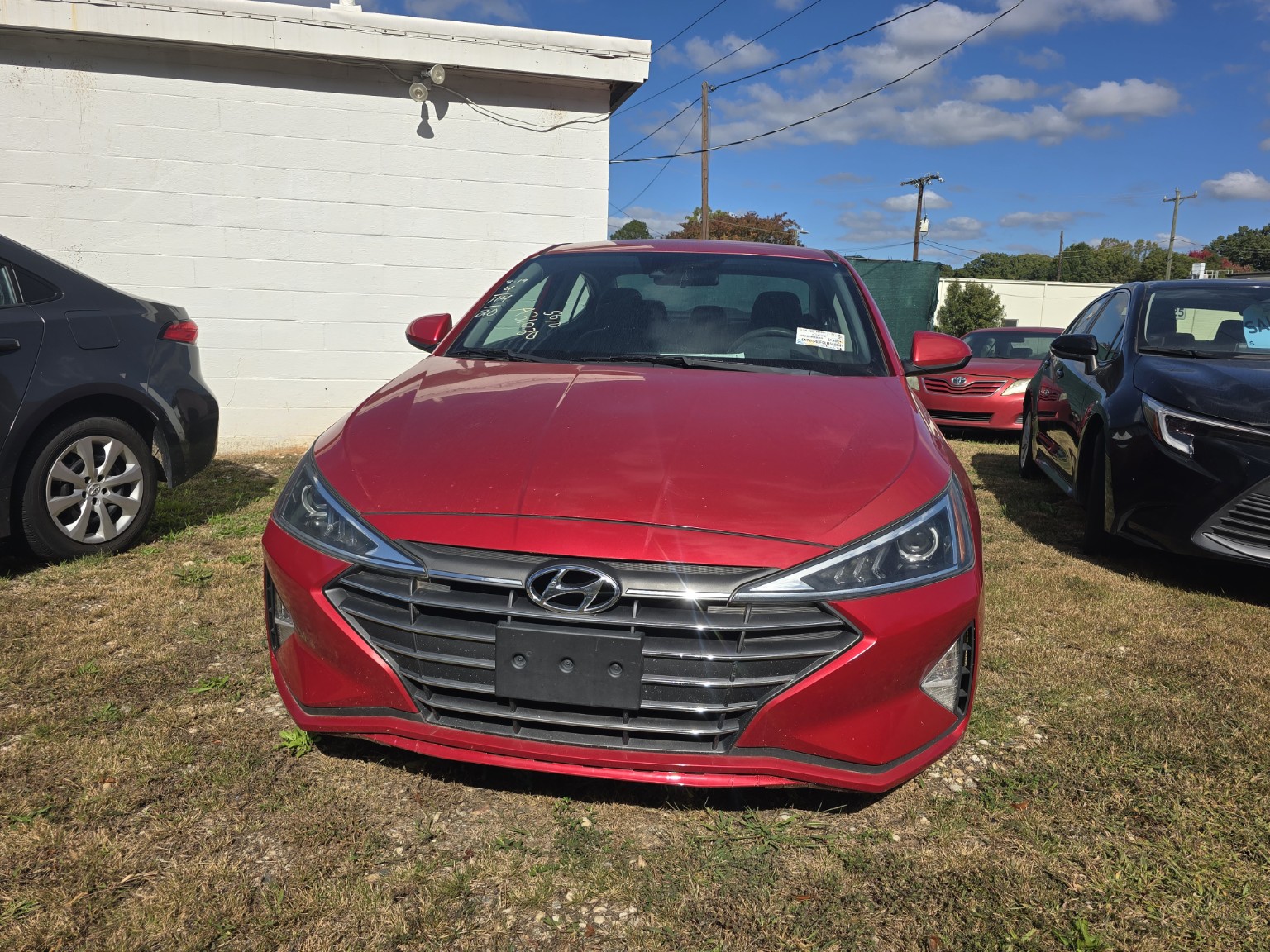Original Elantra vehicle photo 2