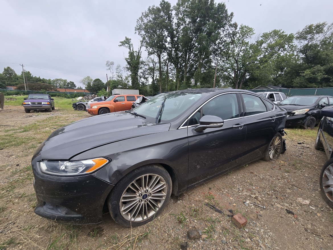 2015 Ford Fusion Left Front Door Shell with Glass